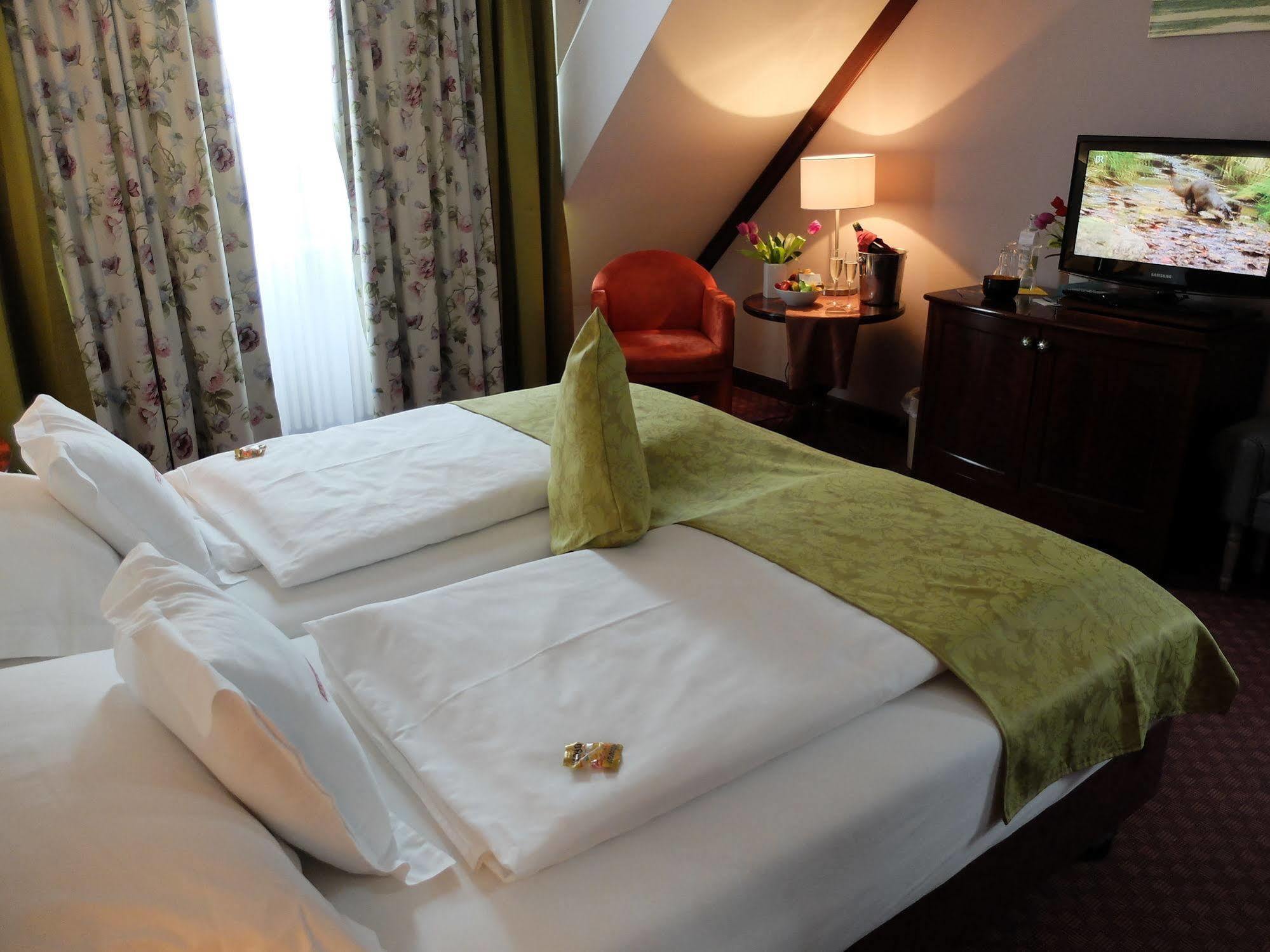 Hotel Exquisit Münih Dış mekan fotoğraf